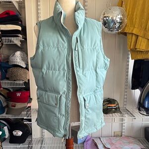 Nike Women’s Large Snowboard Vest Mint Insulated Winter Layer Ski Snow